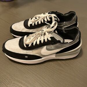 Nike Waffle One White/Black/Gray Sneakers Mens Size 9